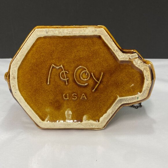 Vintage McCoy Pottery Wishing Well Planter - Picture 7 of 10